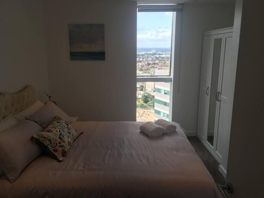 Grand Serviced Apartment***** Croydon kerület Kültér fotó