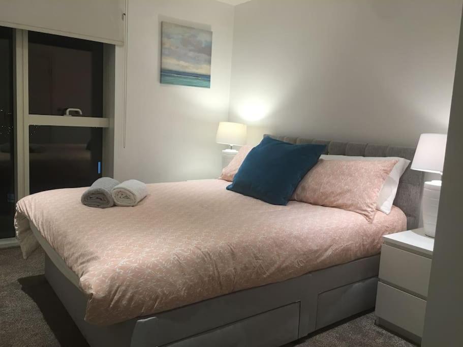 Grand Serviced Apartment***** Croydon kerület Kültér fotó